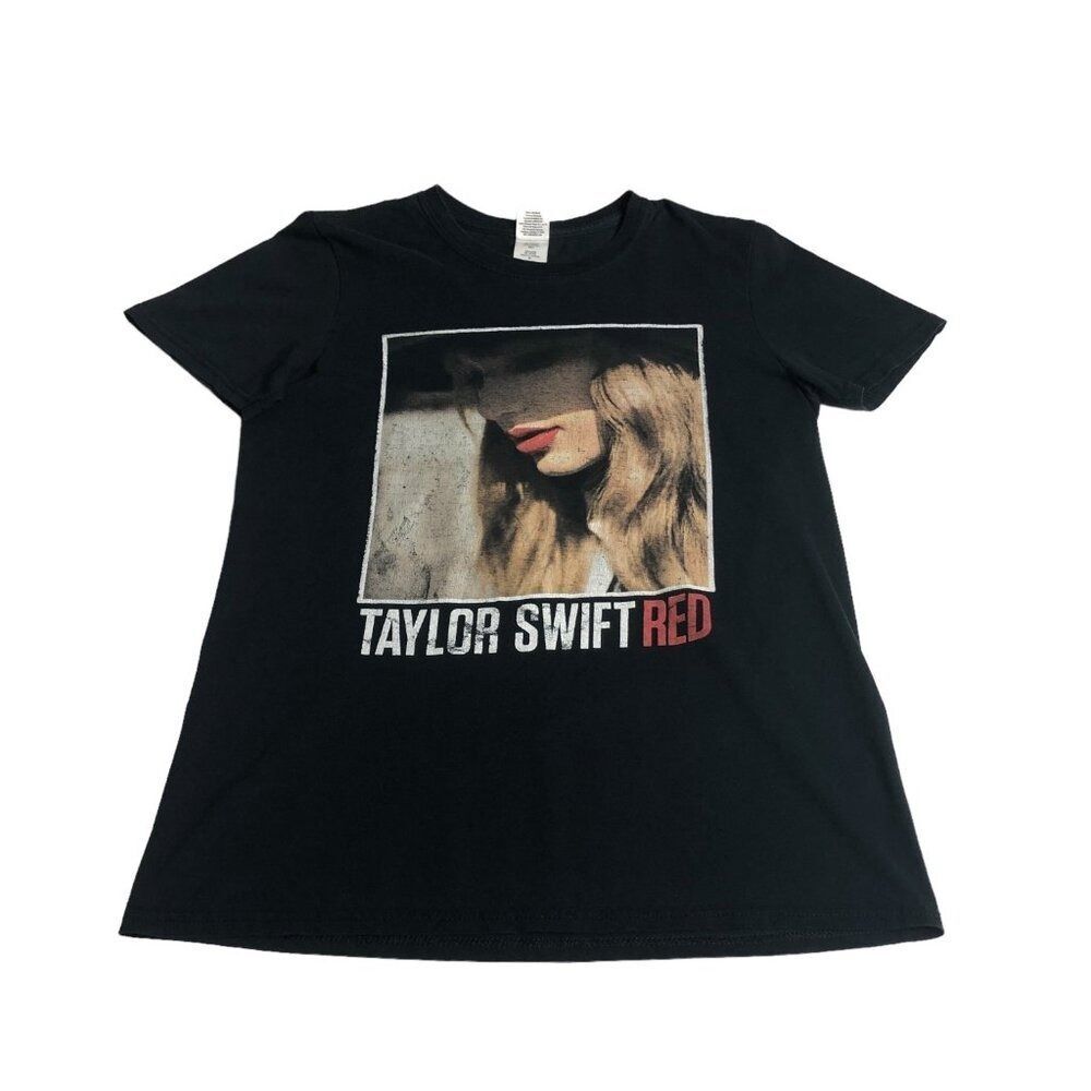 Taylor Swift T Shirt Womens Small Red Album‎ Cover Concert Tour Graphic Tee 2013